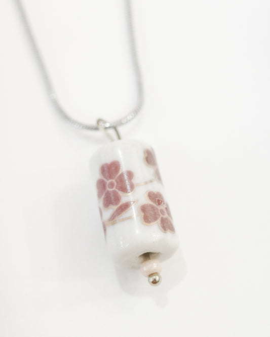 Floral Glass Beads Necklace