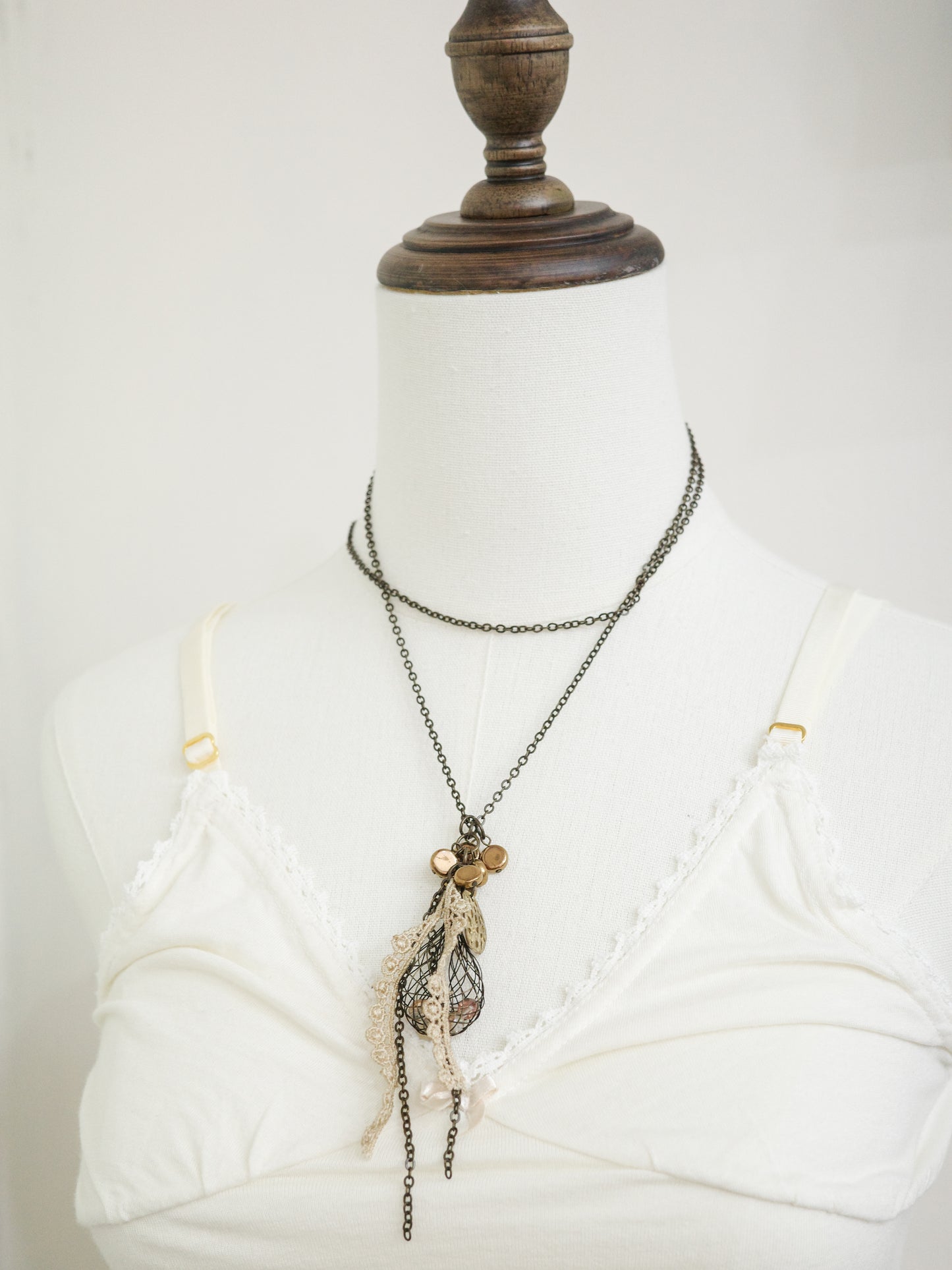 Dangling Necklace