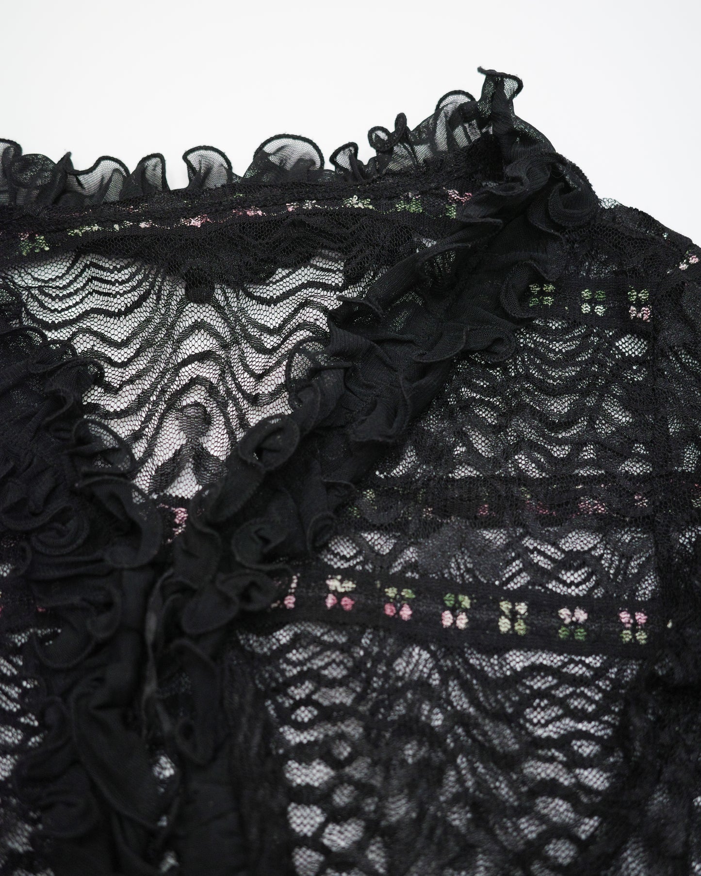 Noir Lace Ruffle Outer