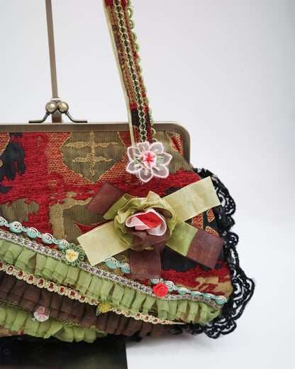 Victorian Style Lace Kiss-Lock Bag